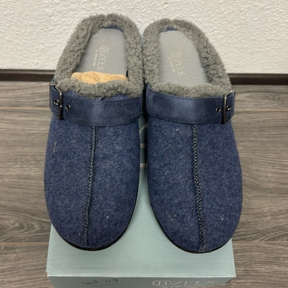 Bzees Eternity Clog - Picture 3 of 9